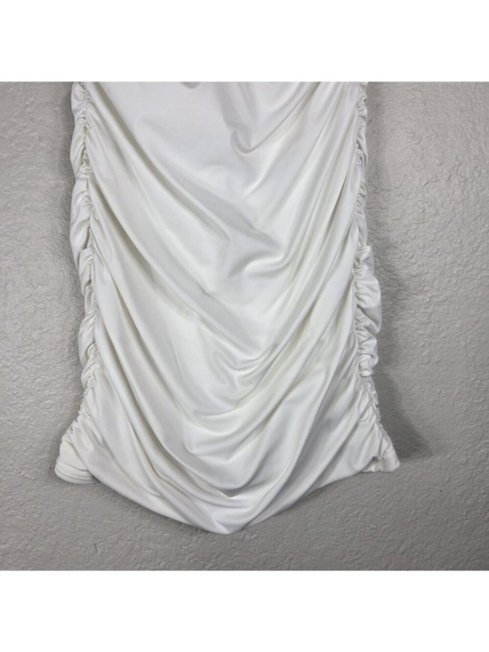 Baby Boo White Ring Linked Cut Out Full Ruched Mini Dress Size S Strapless - Picture 7 of 15